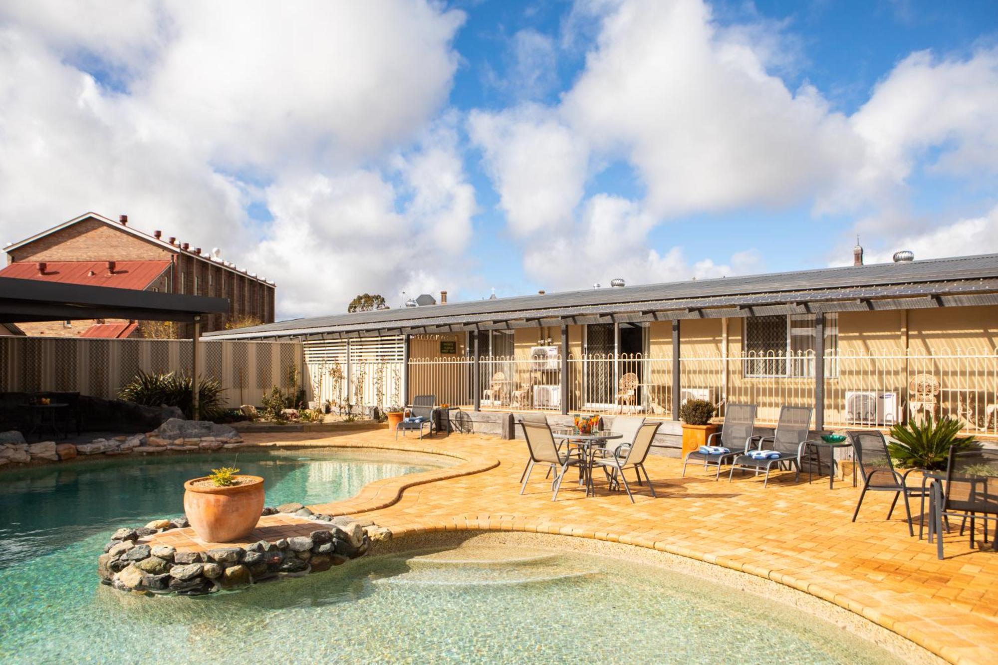 New England Motor Lodge Glen Innes Exterior foto